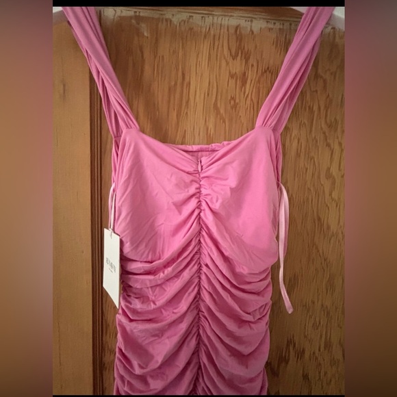 NWT Runaway the Label CARLY MAXI DRESS - BUBBLEGUM size Small - Picture 8 of 13